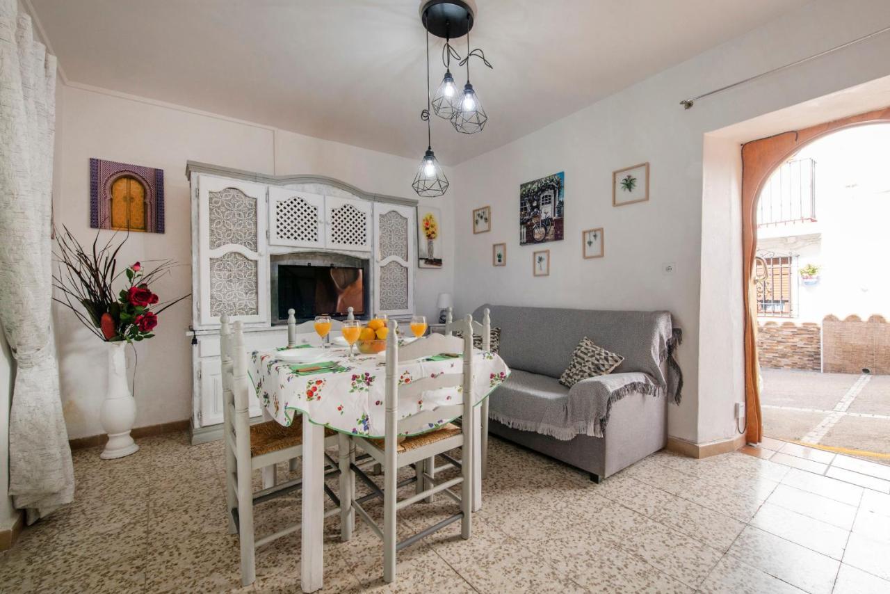 Encantadora Casa De Pueblo 7 Pax Con Gran Terraza Holiday home *