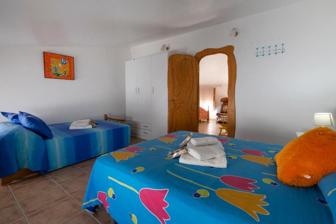 Encantadora Casa De Pueblo 7 Pax Con Gran Terraza Holiday home